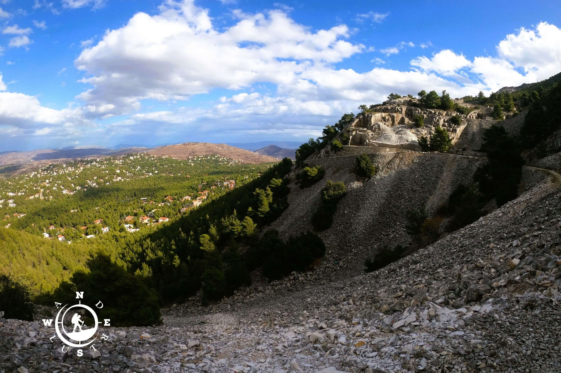 Dionisos Hiking 02