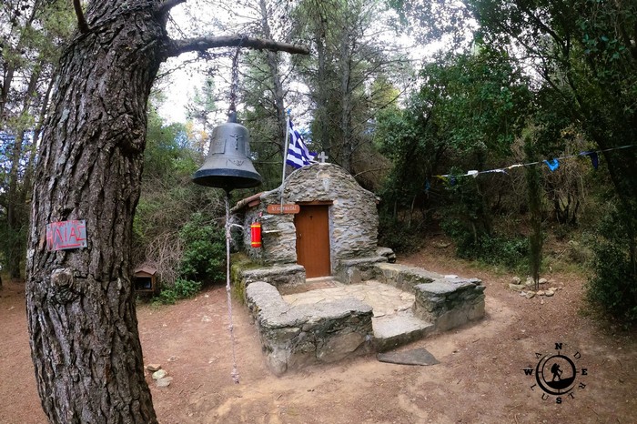 Dionisos Hiking 05