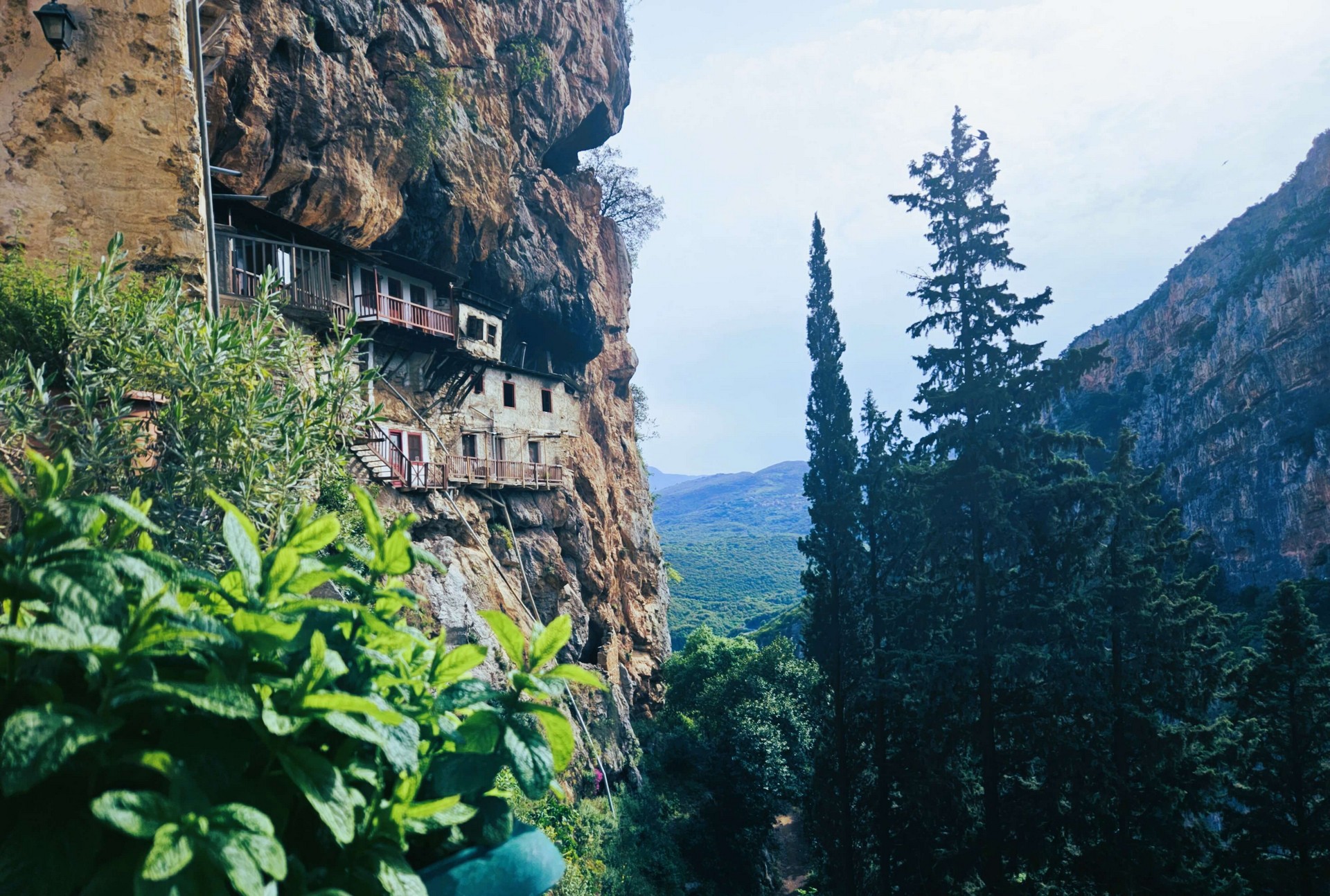 Hiking in the Lousios Gorge – Autumn Adventure in Arcadia